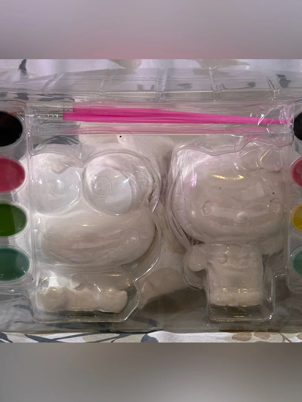 NWOT Hello Kitty Grow Your Own Crystal Figurines Kit - Pink & White